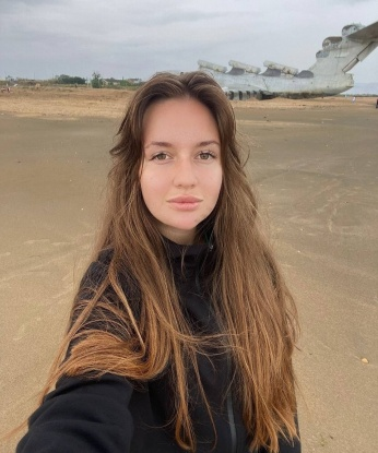 🌟
Я живу в Москве и предлагаю тебе широкий спектр услуг, которые точно удовлетворят все твои желания. Раскрась свою жизнь огненной страстью со мной! 🔥
От классического секса и оральных ласк до ролевых игр и экспериментов в постели, я готова реализовать все твои мечты. 💋
Мои фото говорят сами за себя – я сексуальная бомба, готовая воплотить в жизнь все твои фантазии. Насладись моим шикарным телом, обворожительной улыбкой и изысканным обаянием. ✨
Мои клиенты всегда остаются довольными и возвращаются ко мне снова и снова. Отзывы говорят о моей непревзойденной профессиональности и мастерстве. 💯
Выбери меня и ты погрузишься в мир наслаждения, любви и безудержной страсти. Обещаю, что мои ласки оставят отпечаток в твоей памяти надолго! 💫
Не стесняйся, позвони мне прямо сейчас, и мы воплотим все твои фантазии в реальность. Жду тебя, мой герой! 💕 Гуля